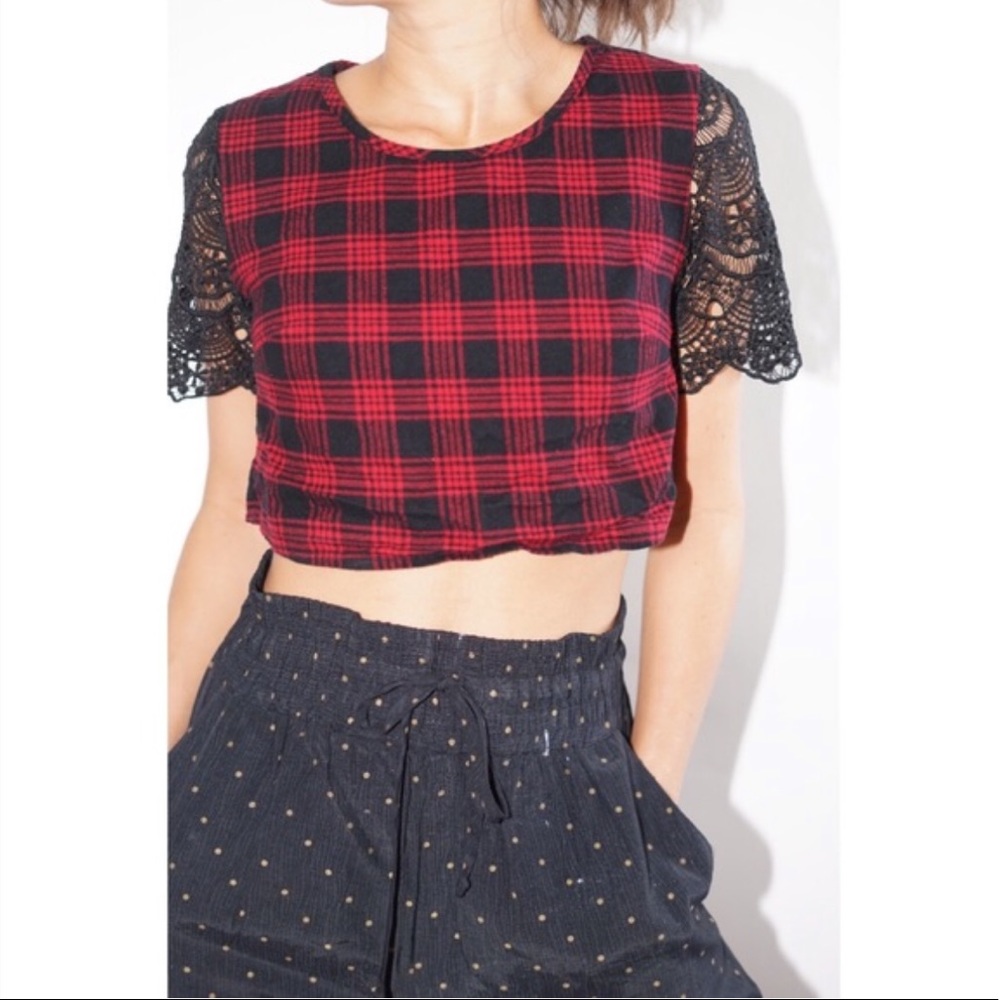 Tobi red/black plaid flannel & lace crop top, NWT